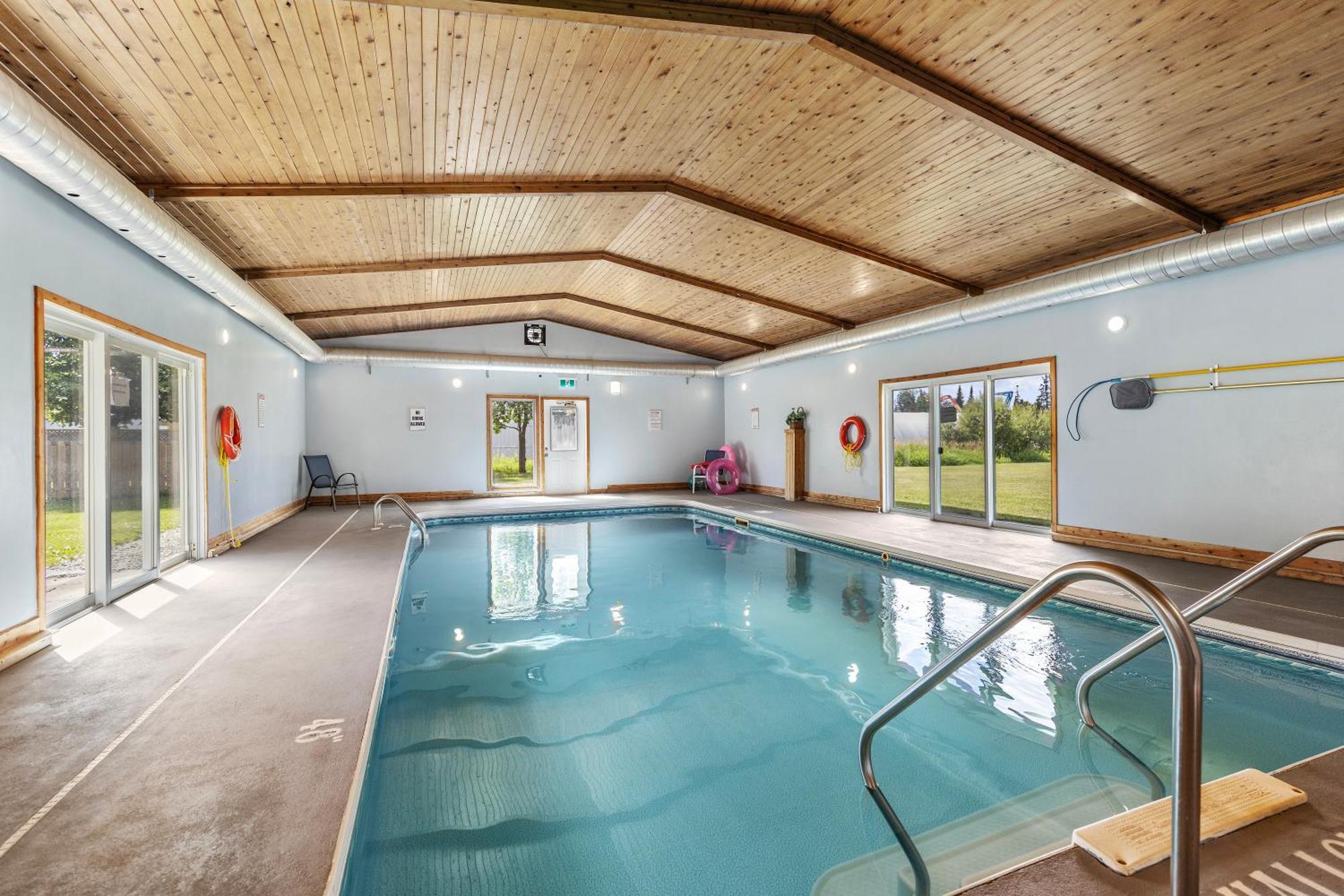 Ambassador Motel スーセントマリー エクステリア 写真