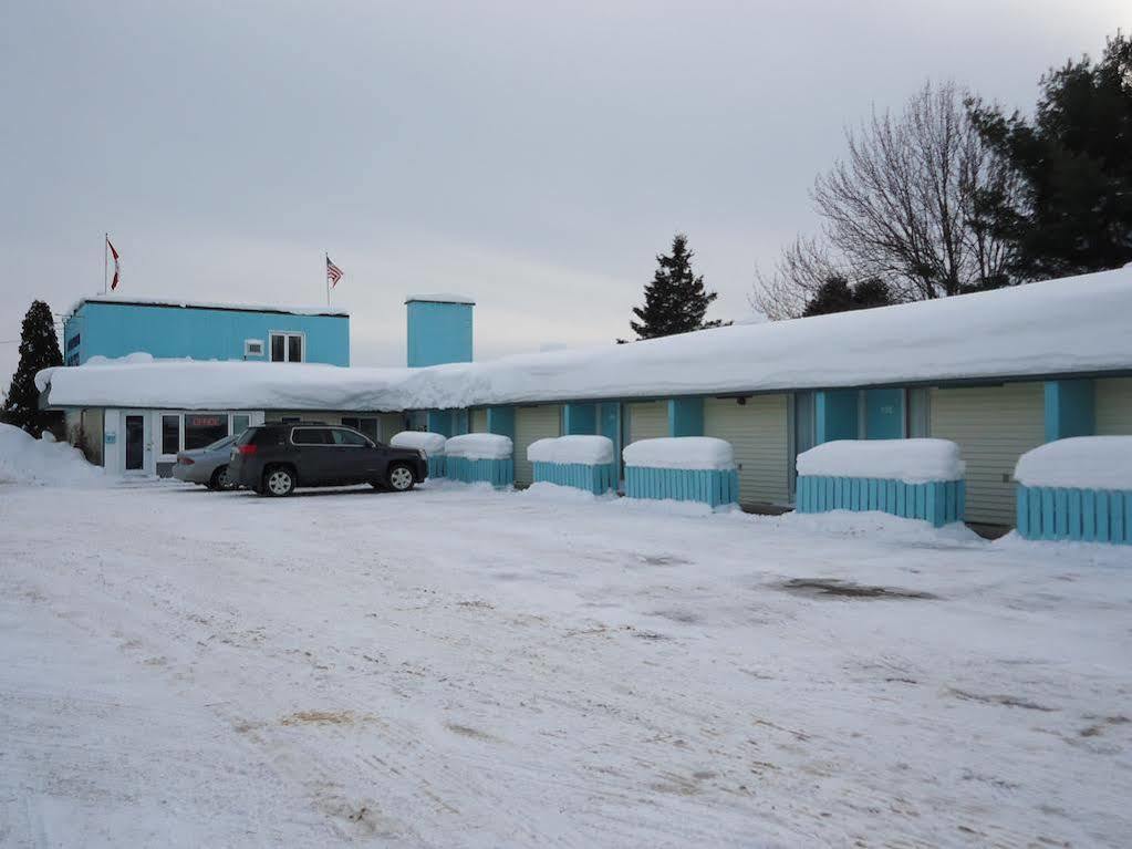 Ambassador Motel スーセントマリー エクステリア 写真